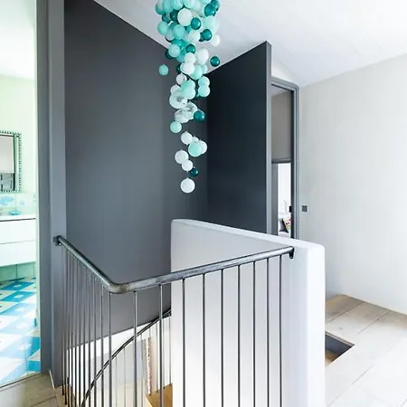 Saint-martin-de-re Sleeps 12 Villa *